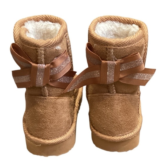 Capelli of New York Toddler Girls Faux Suede Fur Lined Booties, Size 5 NEW - Picture 3 of 9